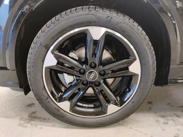 AUDI  Q2 35 TFSI S line/Matrix LED, Mythosschwarz Metallic AUDI  Q2 35 TFSI S line/Matrix LED, Mythosschwarz Metallic