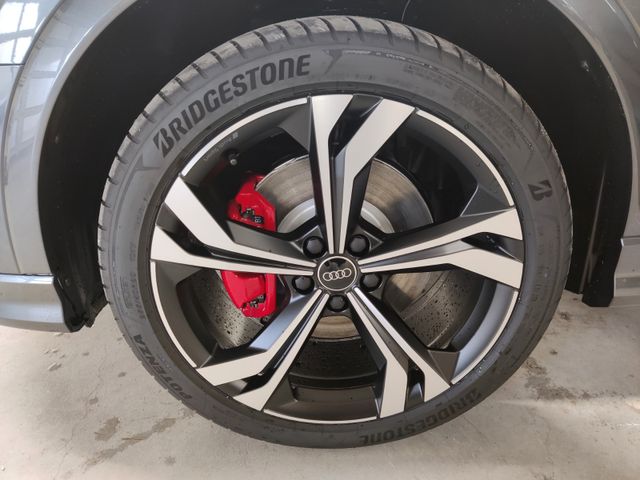 AUDI Q3 SB 45 TFSI quattro S line/SONOS/PANO/ACC, Daytonagrau Perleffekt AUDI Q3 SB 45 TFSI quattro S line/SONOS/PANO/ACC, Daytonagrau Perleffekt