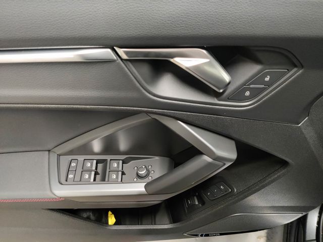 AUDI Q3 SB 45 TFSI quattro S line/SONOS/PANO/ACC, Daytonagrau Perleffekt AUDI Q3 SB 45 TFSI quattro S line/SONOS/PANO/ACC, Daytonagrau Perleffekt
