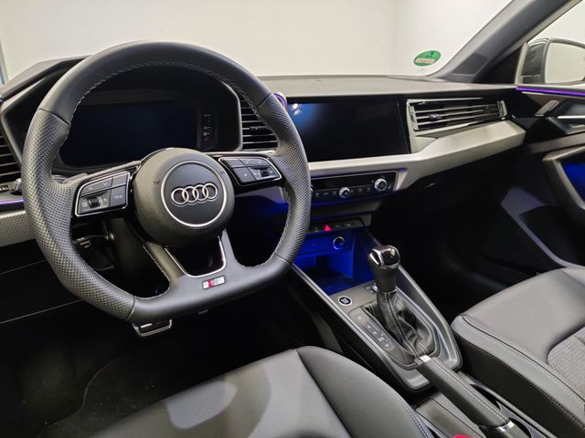 AUDI  A1 Sportback 35 TFSI S line/SONOS/ACC/2-Zonen, Gletscherweiß Metallic AUDI  A1 Sportback 35 TFSI S line/SONOS/ACC/2-Zonen, Gletscherweiß Metallic