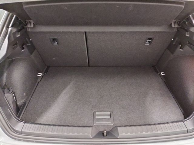 AUDI  A1 Sportback 35 TFSI S line/SONOS/ACC/2-Zonen, Gletscherweiß Metallic AUDI  A1 Sportback 35 TFSI S line/SONOS/ACC/2-Zonen, Gletscherweiß Metallic