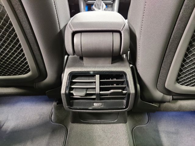 AUDI Q3 40 TFSI quattro S line/SONOS/PANO/MATRIX-LED, Navarrablau Metallic AUDI Q3 40 TFSI quattro S line/SONOS/PANO/MATRIX-LED, Navarrablau Metallic