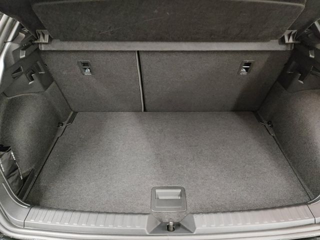 AUDI  A1 Sportback 35 TFSI S line/ACC/SONOS, Mythosschwarz Metallic AUDI  A1 Sportback 35 TFSI S line/ACC/SONOS, Mythosschwarz Metallic