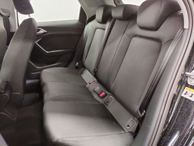 AUDI A1 Sportback 25 TFSI LED/Virtual Cockpit, Mythosschwarz Metallic AUDI A1 Sportback 25 TFSI LED/Virtual Cockpit, Mythosschwarz Metallic