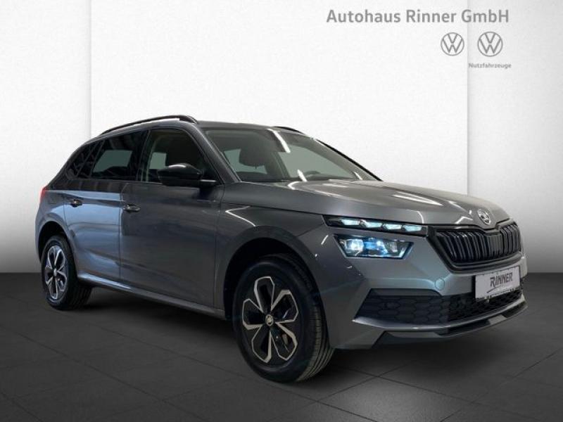 SKODA  Kamiq Selection 1,5l TSI 110kW DSG/NAVI/LM/LED/, Graphite-Grau Metallic